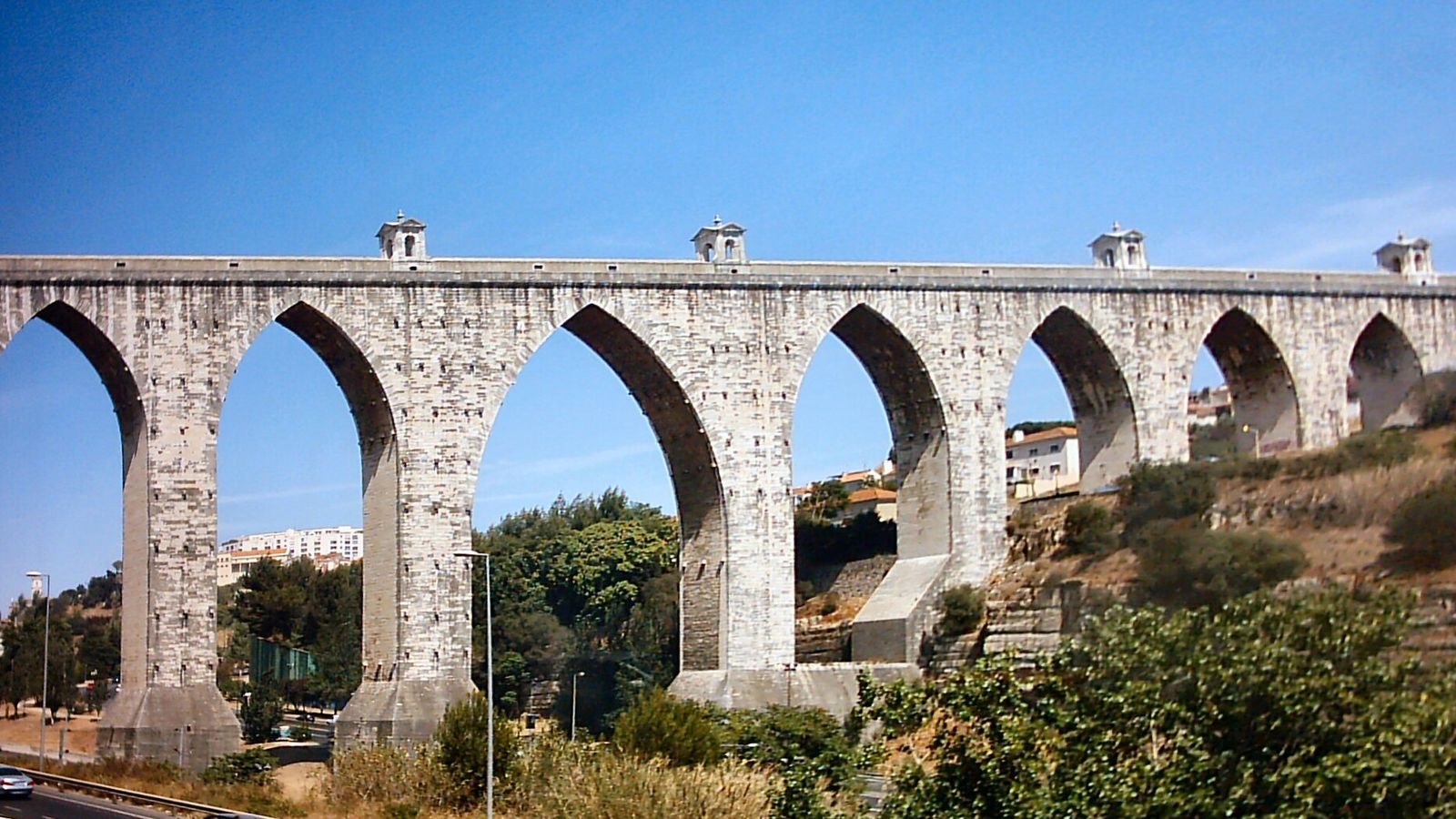Águas Livres Aqueduct, Lisbon