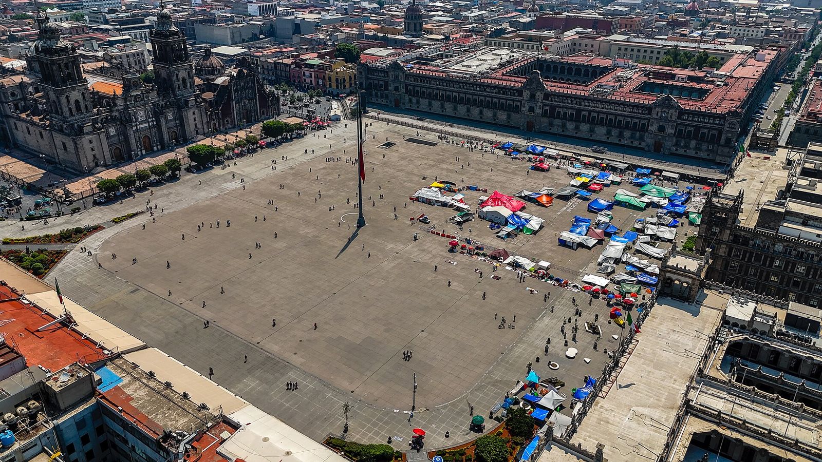 Zócalo (Plaza de la Constitución), Mexico City