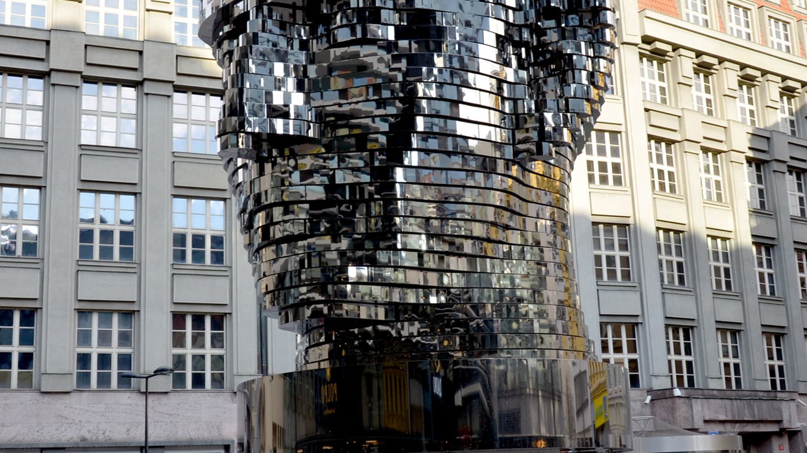 Kafka's Rotating Head, Prague